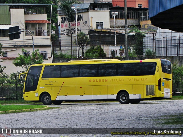 Viação Itapemirim 45807 na cidade de Juiz de Fora, Minas Gerais, Brasil, por Luiz Krolman. ID da foto: 7942481.