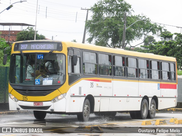Empresa Metropolitana 315 na cidade de Recife, Pernambuco, Brasil, por Gustavo Felipe Melo. Número da foto: #7941352.