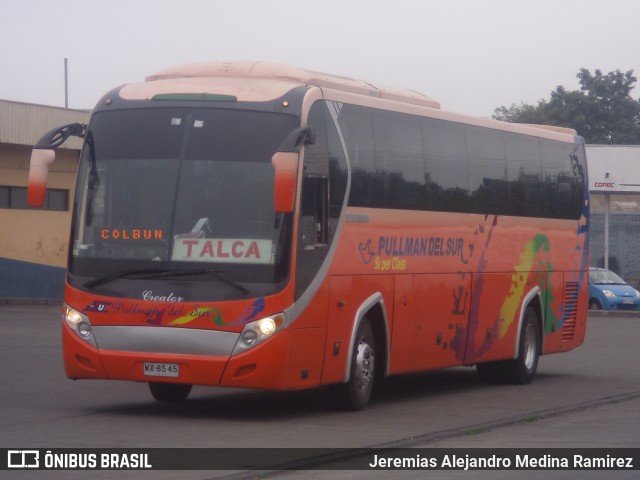Pullman del Sur  na cidade de San Fernando, Colchagua, Libertador General Bernardo O'Higgins, Chile, por Jeremias Alejandro Medina Ramirez. Número da foto: #7945528.