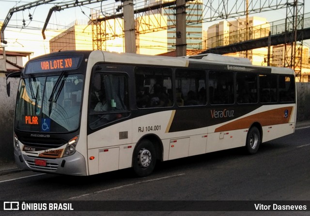 Auto Ônibus Vera Cruz RJ 104.001 na cidade de Duque de Caxias, Rio de Janeiro, Brasil, por Vitor Dasneves. Número da foto: #7948076.