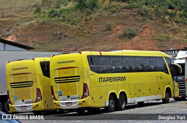 Viação Itapemirim 60011 na cidade de Manhuaçu, Minas Gerais, Brasil, por Douglas Yuri. ID da foto: 7950168.