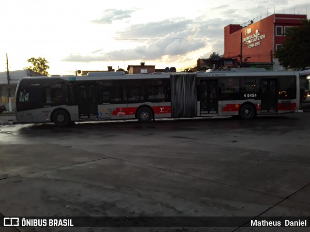 Express Transportes Urbanos Ltda 4 8454 na cidade de São Paulo, São Paulo, Brasil, por Matheus  Daniel. ID da foto: 7949703.