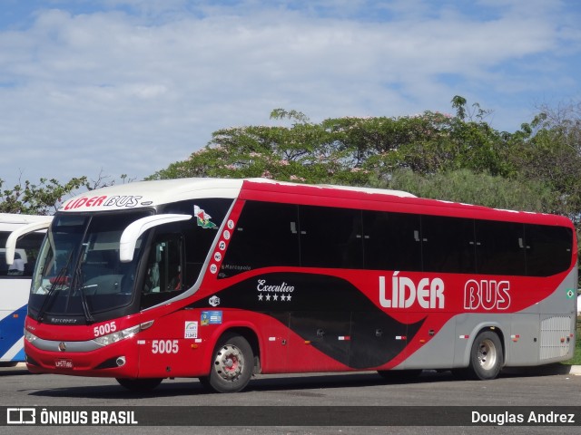 Lider Bus 5005 na cidade de Trindade, Goiás, Brasil, por Douglas Andrez. ID da foto: 7954971.