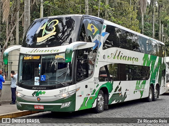 Aliança Turismo 3011 na cidade de Petrópolis, Rio de Janeiro, Brasil, por Zé Ricardo Reis. Número da foto: #7954021.