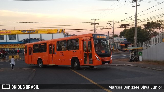 Auto Viação São José dos Pinhais EI002 na cidade de Curitiba, Paraná, Brasil, por Marcos Donizete Silva Junior. Número da foto: #7952580.