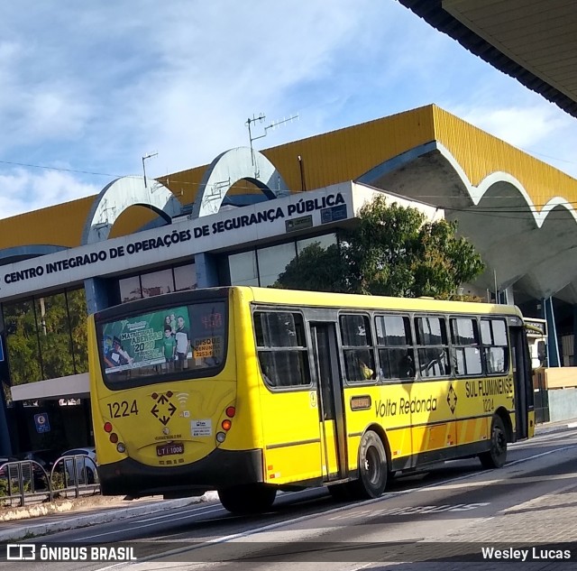 Viação Sul Fluminense 1224 na cidade de Volta Redonda, Rio de Janeiro, Brasil, por Wesley Lucas. Número da foto: #7952527.