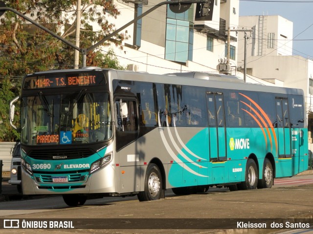 Expresso Luziense > Territorial Com. Part. e Empreendimentos 30690 na cidade de Belo Horizonte, Minas Gerais, Brasil, por Kleisson  dos Santos. Número da foto: #7955251.
