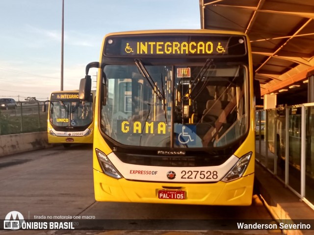 Viação Pioneira 227528 na cidade de Gama, Distrito Federal, Brasil, por Wanderson Severino. Número da foto: #7959049.