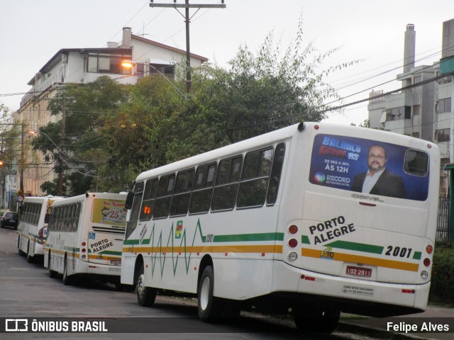 Auto Viação Presidente Vargas 2001 na cidade de Porto Alegre, Rio Grande do Sul, Brasil, por Felipe Alves. ID da foto: 7960441.