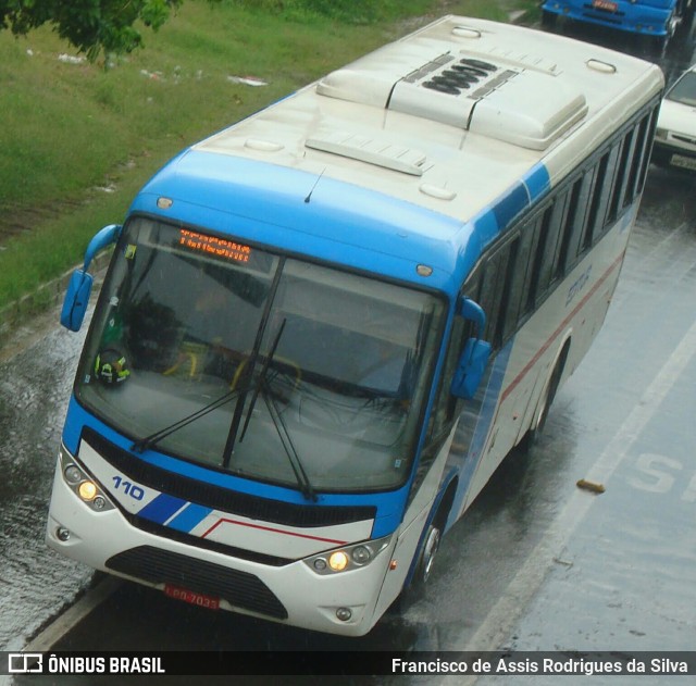 Editur 110 na cidade de Teresina, Piauí, Brasil, por Francisco de Assis Rodrigues da Silva. Número da foto: #7963985.