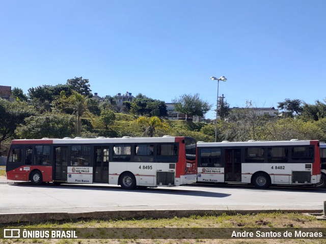 Express Transportes Urbanos Ltda 4 8495 na cidade de São Paulo, São Paulo, Brasil, por Andre Santos de Moraes. ID da foto: 7892856.