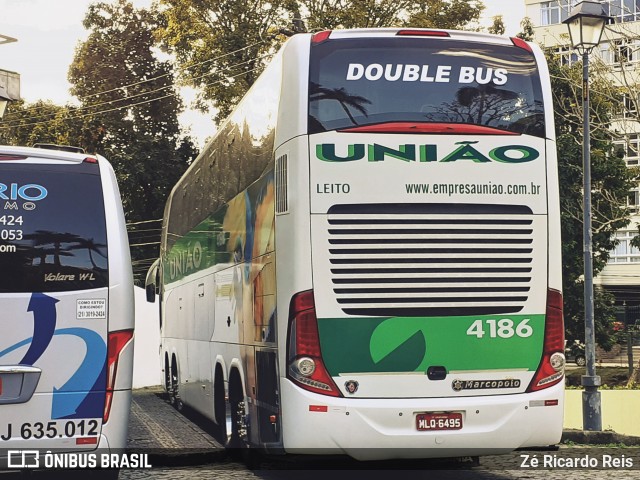 Empresa União de Transportes 4186 na cidade de Petrópolis, Rio de Janeiro, Brasil, por Zé Ricardo Reis. ID da foto: 7971068.