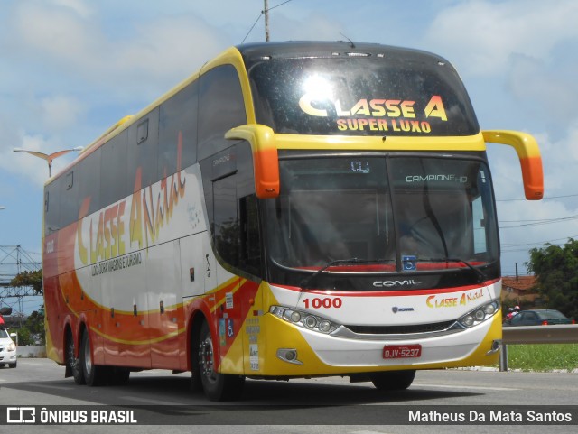 Classe A Natal Locadora 1000 na cidade de Fortaleza, Ceará, Brasil, por Matheus Da Mata Santos. Número da foto: #7971545.