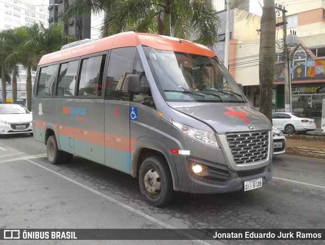 Prefeitura Municipal de Bombinhas 5128 na cidade de Itajaí, Santa Catarina, Brasil, por Jonatan Eduardo Jurk Ramos. ID da foto: 7970185.