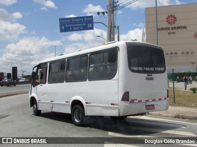 Ônibus Particulares 4313 na cidade de Betim, Minas Gerais, Brasil, por Douglas Célio Brandao. ID da foto: 7971154.