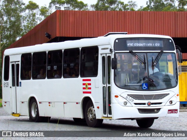 Viação Piracicabana Blumenau 6129 na cidade de Blumenau, Santa Catarina, Brasil, por Adam Xavier Rodrigues Lima. Número da foto: #7898725.