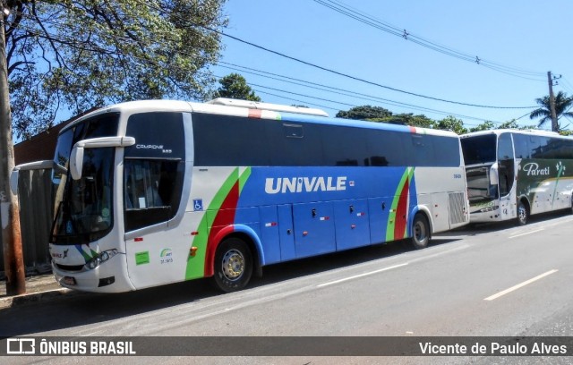 Univale Transportes 18400 na cidade de Belo Horizonte, Minas Gerais, Brasil, por Vicente de Paulo Alves. Número da foto: #7906647.