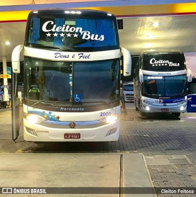 Cleiton Bus Executive 2000 na cidade de Governador Valadares, Minas Gerais, Brasil, por Cleiton Feitosa. Número da foto: #7972330.