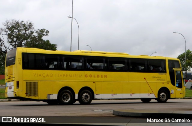 Viação Itapemirim 45221 na cidade de Brasília, Distrito Federal, Brasil, por Marcos Sá Carneiro. ID da foto: 7997561.