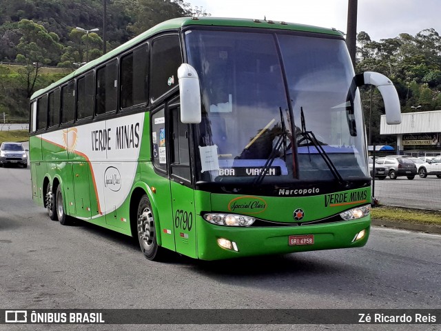 Viação Verde Minas 6790 na cidade de Petrópolis, Rio de Janeiro, Brasil, por Zé Ricardo Reis. ID da foto: 7997939.