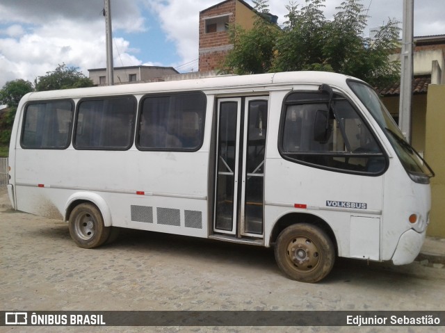 Ônibus Particulares HZM3766 na cidade de Nazaré da Mata, Pernambuco, Brasil, por Edjunior Sebastião. ID da foto: 8005082.