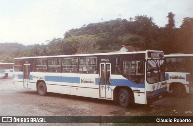 Empresa Nossa Senhora da Glória 198 na cidade de Blumenau, Santa Catarina, Brasil, por Cláudio Roberto. ID da foto: 8003043.