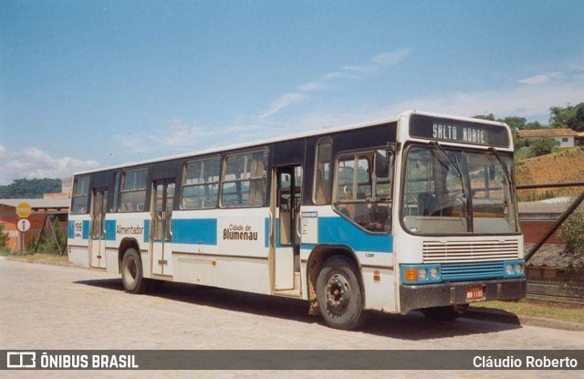 Empresa Nossa Senhora da Glória 199 na cidade de Blumenau, Santa Catarina, Brasil, por Cláudio Roberto. ID da foto: 8005246.