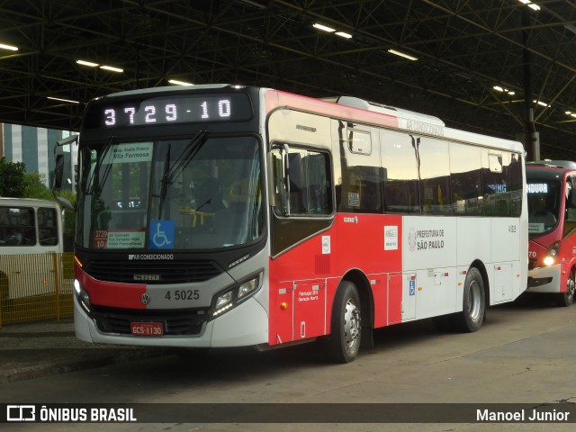 Allibus Transportes 4 5025 na cidade de São Paulo, São Paulo, Brasil, por Manoel Junior. Número da foto: #8005163.