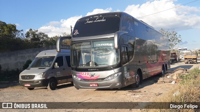 TransLourdes Transporte e Fretamento 220 na cidade de Formiga, Minas Gerais, Brasil, por Diego Felipe. ID da foto: 8006844.