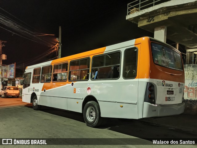 Viação Nilopolitana B05007 na cidade de Nova Iguaçu, Rio de Janeiro, Brasil, por Walace dos Santos. Número da foto: #8008445.