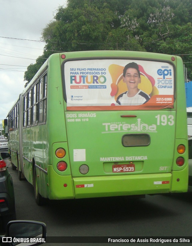 Empresa Dois Irmãos 193 na cidade de Teresina, Piauí, Brasil, por Francisco de Assis Rodrigues da Silva. Número da foto: #8012289.