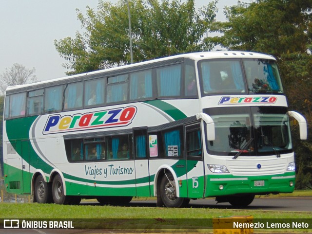 Ônibus Particulares 15 na cidade de Foz do Iguaçu, Paraná, Brasil, por Nemezio Lemos Neto. ID da foto: 8023208.