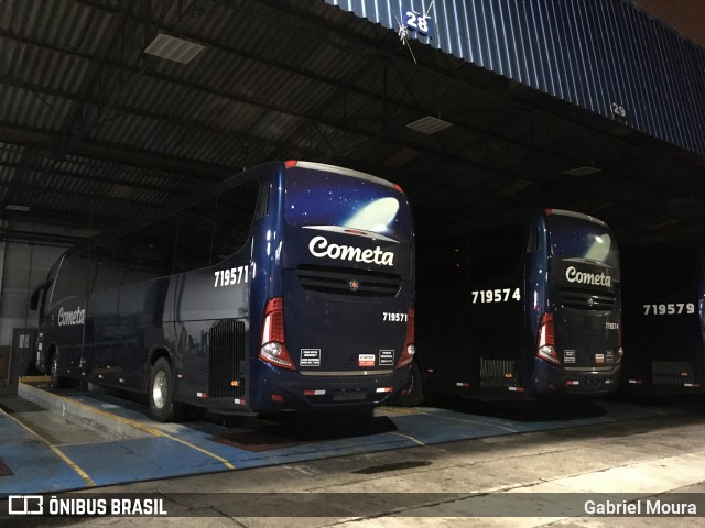 Viação Cometa 719571 na cidade de São Paulo, São Paulo, Brasil, por Gabriel Moura. Número da foto: #8024565.