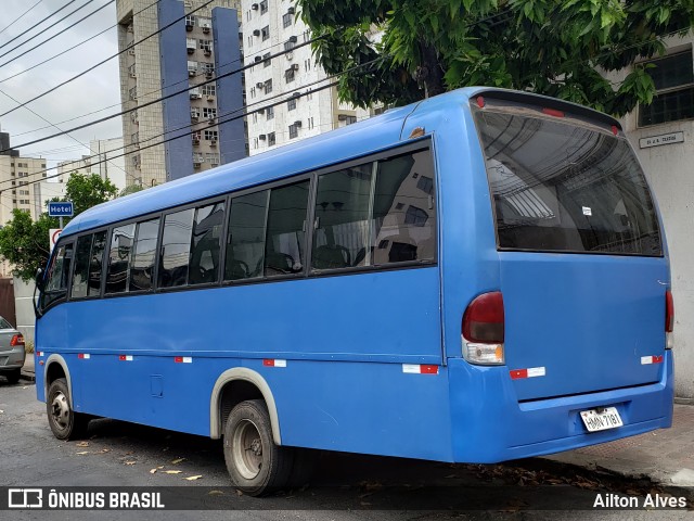 Ônibus Particulares 7181 na cidade de Belo Horizonte, Minas Gerais, Brasil, por Ailton Alves. ID da foto: 8026985.