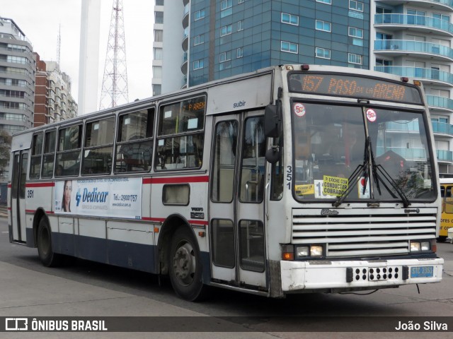 CUTCSA - Companhia Uruguaia de Transporte Coletivo 351 na cidade de Montevideo, Montevideo, Uruguai, por João Silva. Número da foto: #8030589.