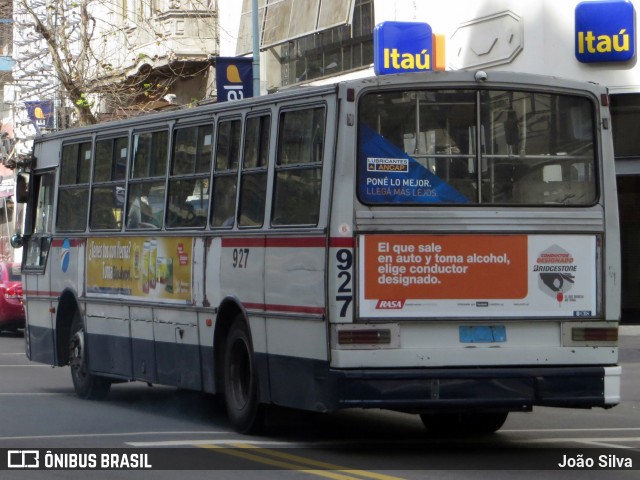 CUTCSA - Companhia Uruguaia de Transporte Coletivo 927 na cidade de Montevideo, Montevideo, Uruguai, por João Silva. ID da foto: 8031661.