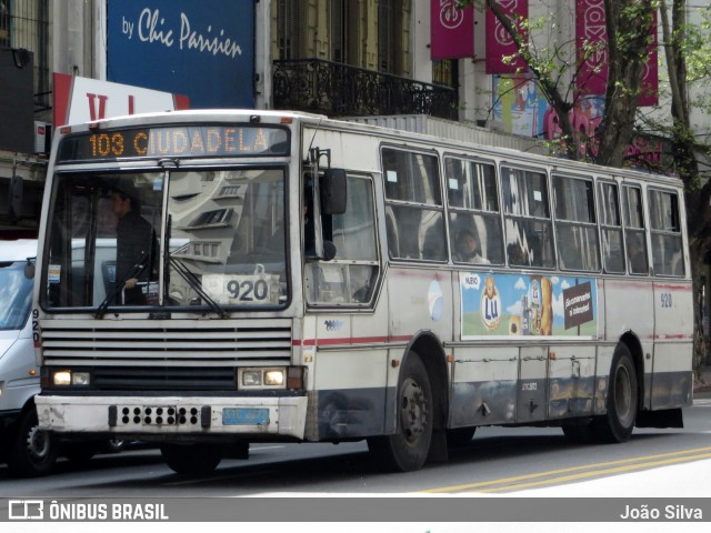 CUTCSA - Companhia Uruguaia de Transporte Coletivo 920 na cidade de Montevideo, Montevideo, Uruguai, por João Silva. ID da foto: 8031488.