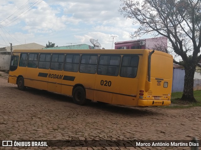 Rodam 020 na cidade de Alegrete, Rio Grande do Sul, Brasil, por Marco Antônio Martins Dias. Número da foto: #8032480.