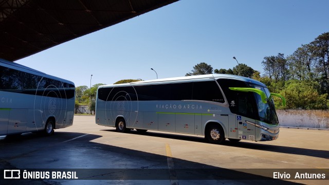 Viação Garcia 8075 na cidade de Maringá, Paraná, Brasil, por Elvio Antunes. Número da foto: #8032468.