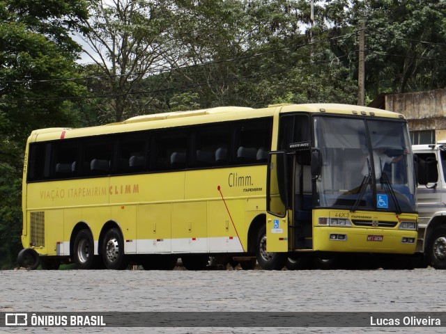 Viação Itapemirim 44203 na cidade de Manhuaçu, Minas Gerais, Brasil, por Lucas Oliveira. Número da foto: #8037026.