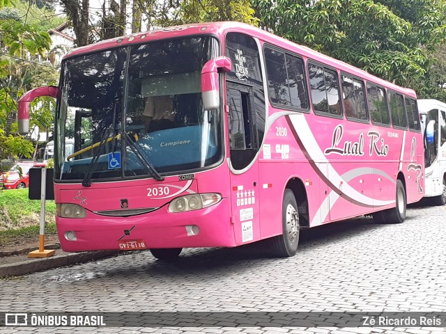 Lual Rio Turismo e Fretamento 2030 na cidade de Petrópolis, Rio de Janeiro, Brasil, por Zé Ricardo Reis. ID da foto: 8036795.