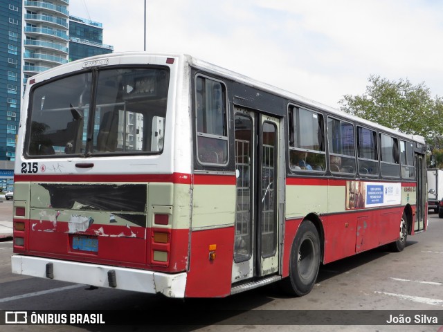 COETC - Cooperativa de Obreros y Empleados del Transporte Coletivo 215 na cidade de Montevideo, Montevideo, Uruguai, por João Silva. ID da foto: 8041049.