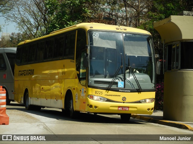 Viação Itapemirim 8225 na cidade de São Paulo, São Paulo, Brasil, por Manoel Junior. ID da foto: 8038993.