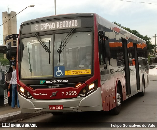 Viação Campo Belo 7 2555 na cidade de São Paulo, São Paulo, Brasil, por Felipe Goncalves do Vale. ID da foto: 8039412.