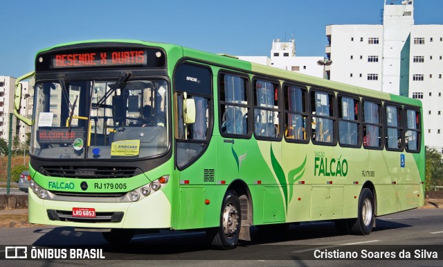 Viação Falcão RJ 179.005 na cidade de Resende, Rio de Janeiro, Brasil, por Cristiano Soares da Silva. Número da foto: #8041720.