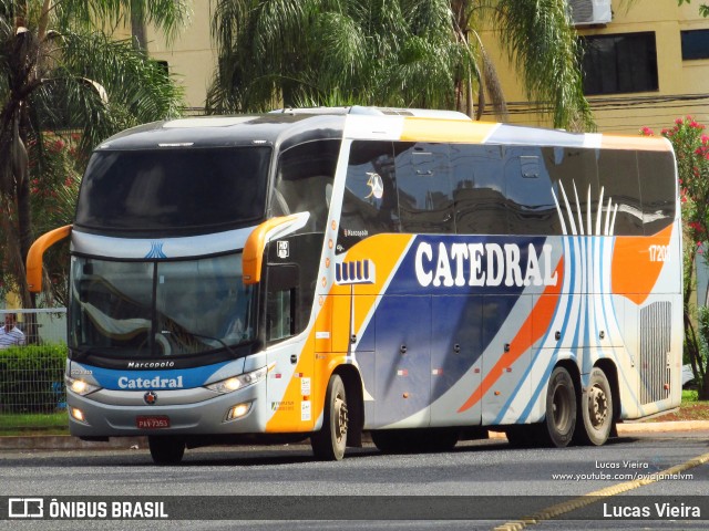 Catedral Turismo 17203 na cidade de Uberaba, Minas Gerais, Brasil, por Lucas Vieira. Número da foto: #8045419.