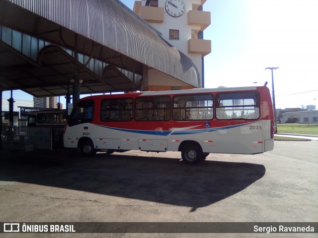 TUA - Transporte Urbano Arapongas 2021 na cidade de Arapongas, Paraná, Brasil, por Sergio Ravaneda. Número da foto: #8047810.