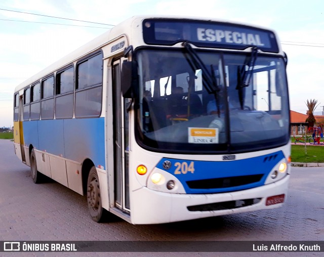 Kopereck Turismo 204 na cidade de Rio Grande, Rio Grande do Sul, Brasil, por Luis Alfredo Knuth. Número da foto: #8045128.