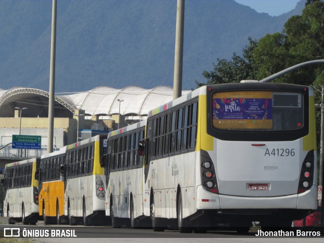 Real Auto Ônibus A41296 na cidade de Rio de Janeiro, Rio de Janeiro, Brasil, por Jhonathan Barros. Número da foto: #8045490.
