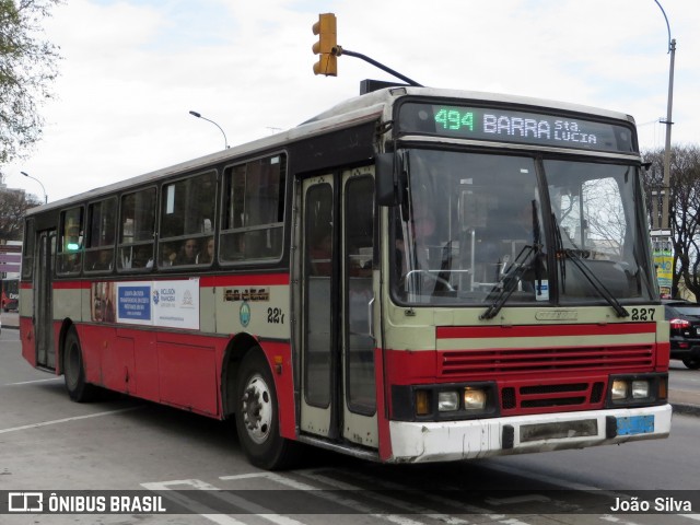 COETC - Cooperativa de Obreros y Empleados del Transporte Coletivo 227 na cidade de Montevideo, Montevideo, Uruguai, por João Silva. Número da foto: #8046015.